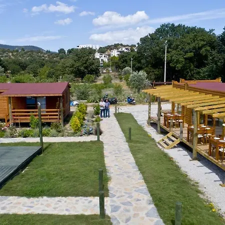 Wooden Towns بيتيس